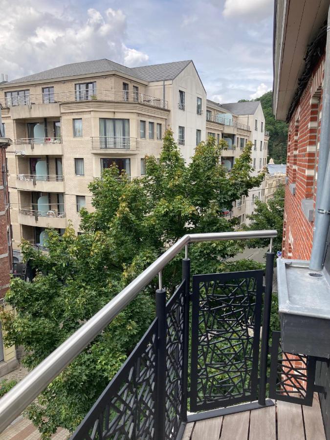 Les Duplex De La Place Des Ecoles Spa Esterno foto