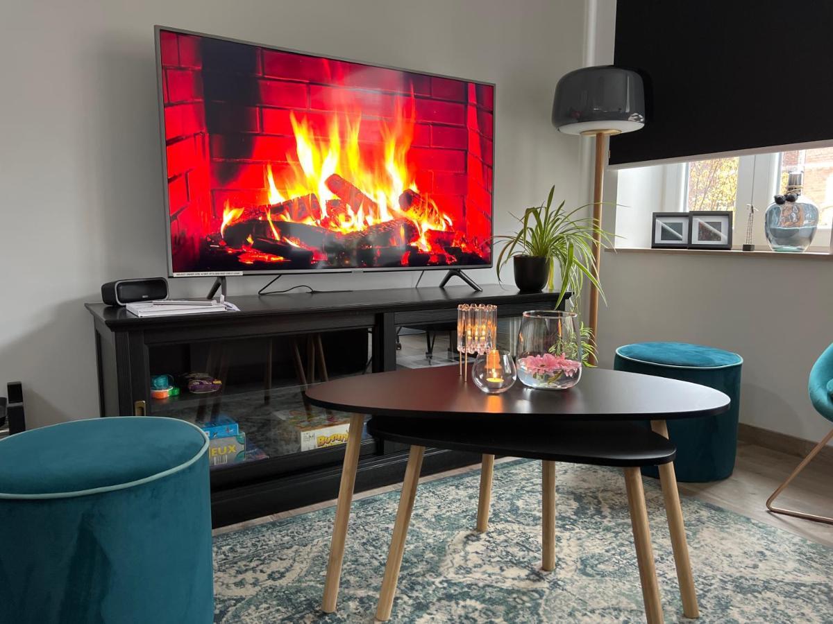 Les Duplex De La Place Des Ecoles Spa Esterno foto